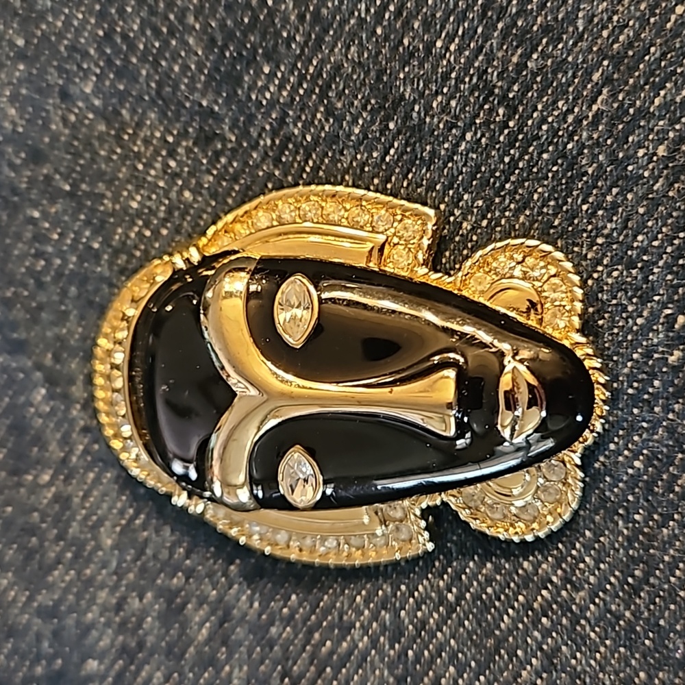Vintage Gold tone black enamel pin